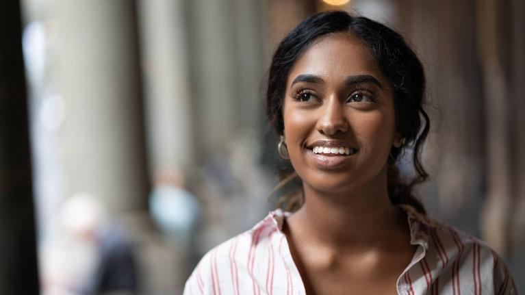 woman smiling with white teeth