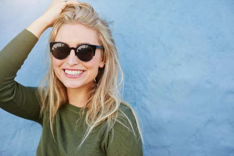 woman with sunglasses